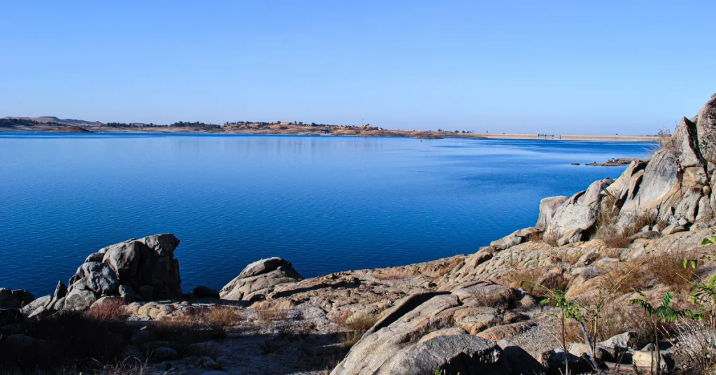 How Deep is Millerton Lake? Unveiling the Depths!