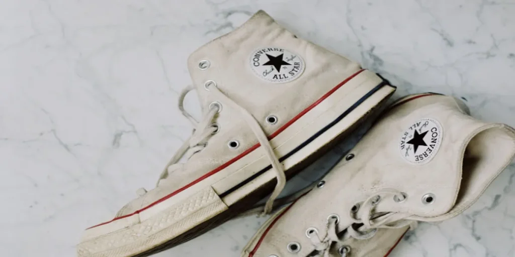 Key Features Of Platform Converse Sneakers