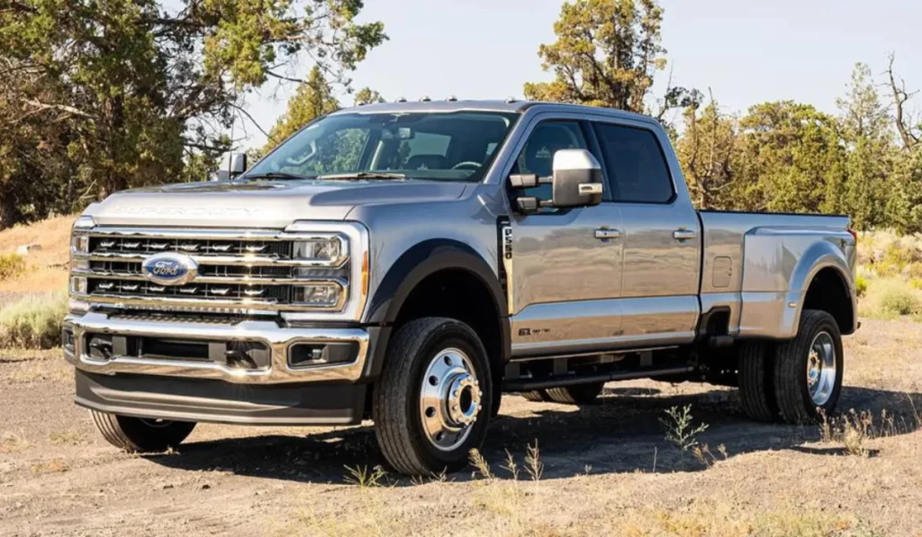 How Much Does a F550 Weigh? Essential Truck Specs Revealed!