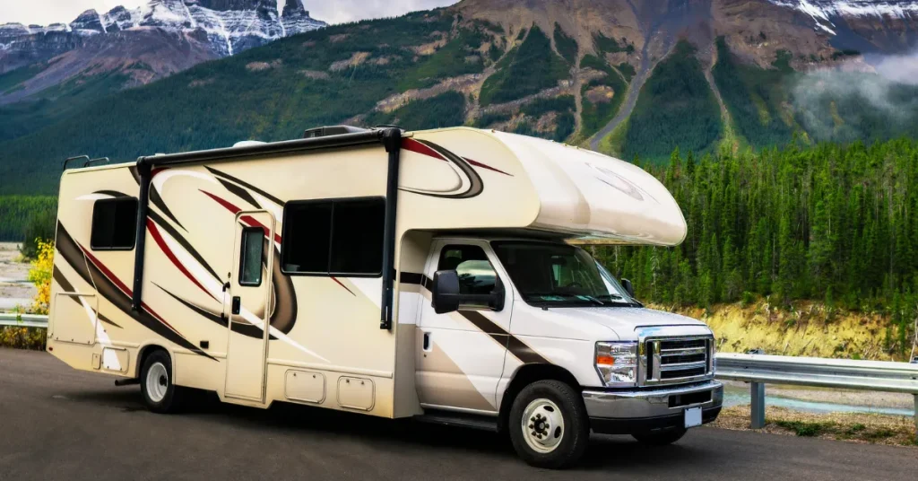 Legal And Practical Limitations Of Motorhome Width