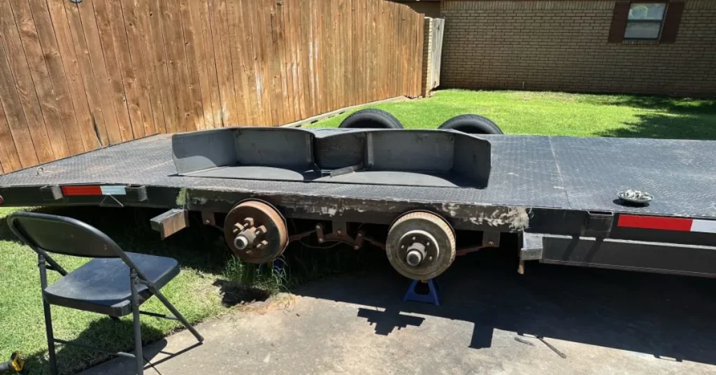 Measuring Car Trailer Width