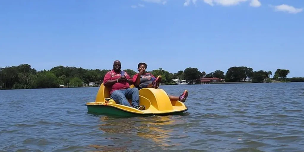 Size And Capacity Influences On Paddle Boat Weight